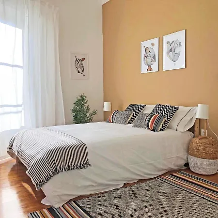Apartment Cozy 3 Near House Of Music